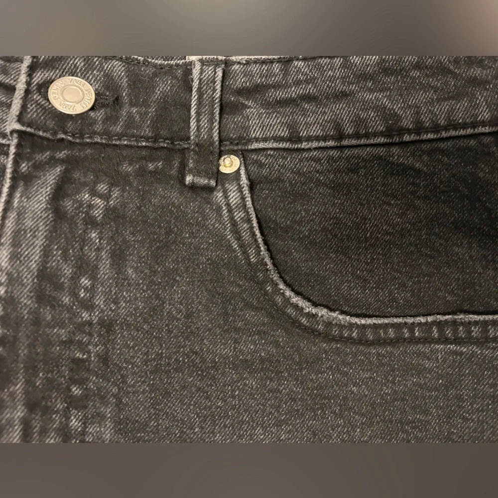 Zara Mini Skirt - Picture 6 of 8